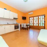 Apartment 1 Bedroom Awesome In *