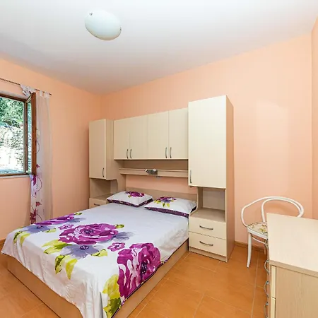 Cozy In With Wifi Apartment